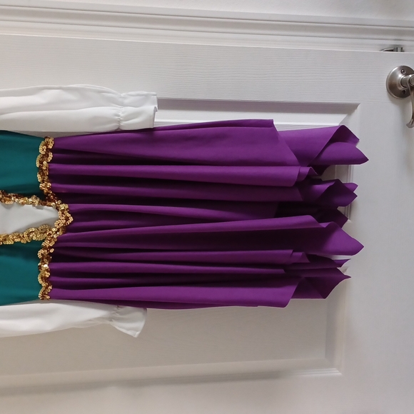 Gypsy Girl Costume - Picture 7 of 13